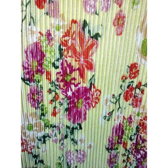 5/$25 Sz Large Woman's Flutter Sleeve Yellow Pink Flower Print Key Hole Tie Neck - Picture 6 of 6